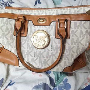 MICHAEL KORS women's light gray and Brown purse handbag